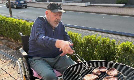 Grillen im Seniorenzentrum Goeckestift