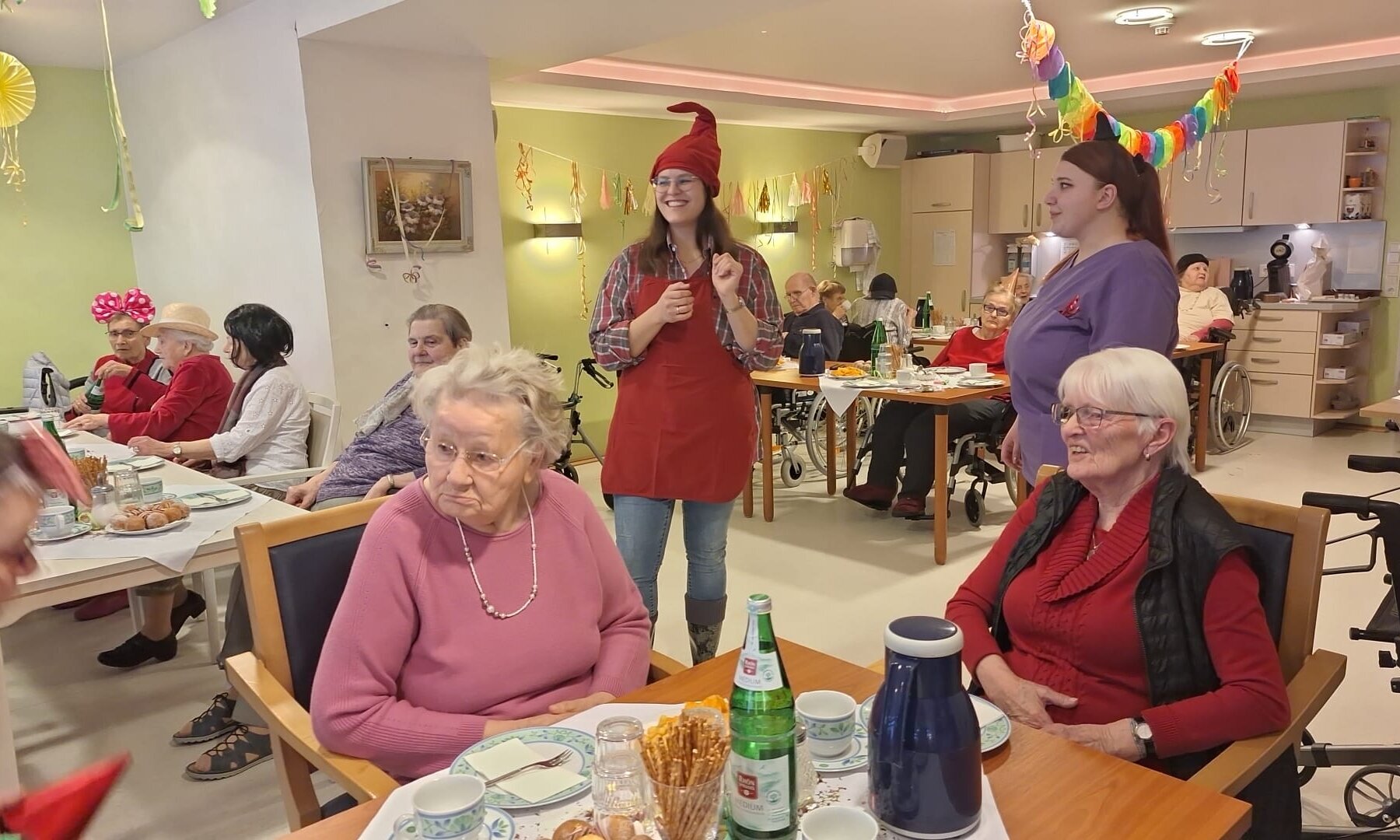 Karneval im Seniorenzentrum Goeckestift